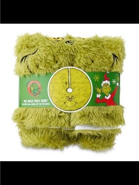 Source Unknown Grinch Green Furry 48-Inch Tree Skirt